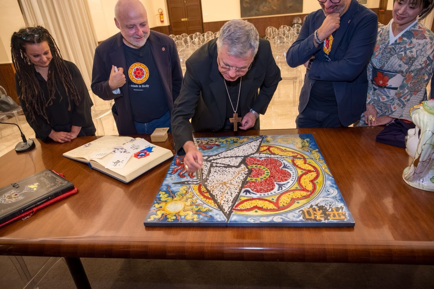 Mon. Corrado Lorefice